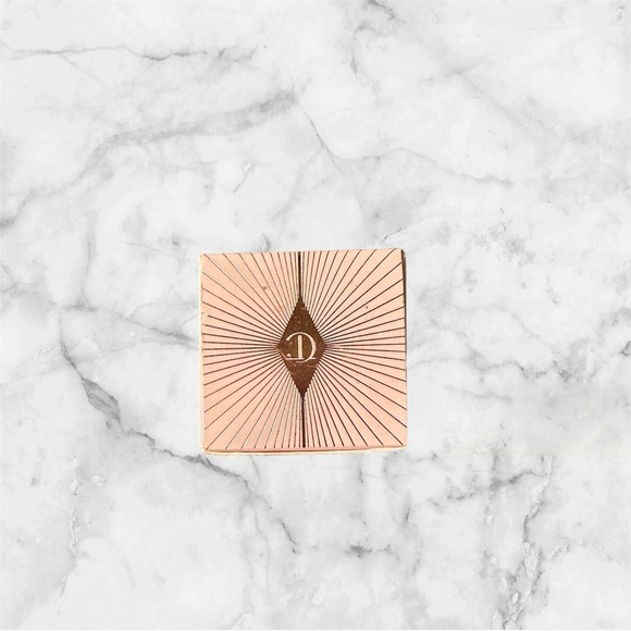 Charlotte Tilbury Magic Cream Anti-Aging Moisturizer Makeup Primer 7oz - Picture 7 of 10